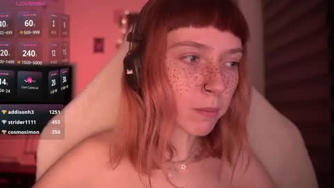 Snapshot of just_busking chatting on December 16, 2024, 6:10 am Julia online show from December 16, 2024, 6:10 am