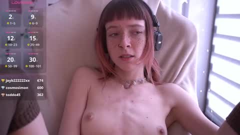 Snapshot of just_busking chatting on February 7, 2025, 12:39 pm Julia online show from February 7, 2025, 12:39 pm