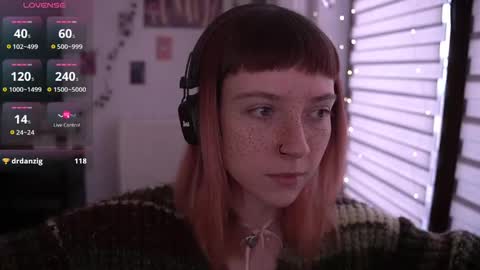 Snapshot of just_busking chatting on February 9, 2025, 6:33 am Julia online show from February 9, 2025, 6:33 am