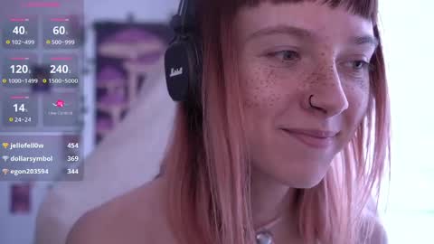 Snapshot of just_busking chatting on February 9, 2025, 12:41 pm Julia online show from February 9, 2025, 12:41 pm