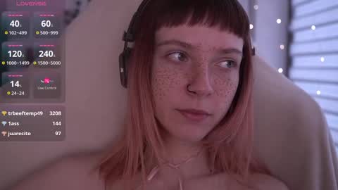 Snapshot of just_busking chatting on February 12, 2025, 8:49 am Julia online show from February 12, 2025, 8:49 am