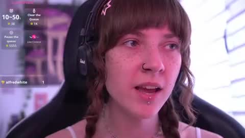Julia online show from July 14, 2026, 12:11 pm
