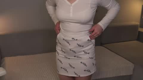 Snapshot of just_emmy chatting on May 9, 2026, 5:34 am just call me Emmy online show from May 9, 2026, 5:34 am