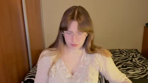 Nika and Mark online show from June 25, 2026, 1:27 am