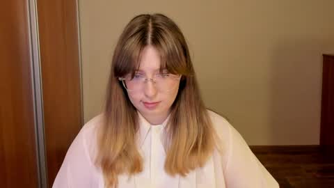 Nika and Mark online show from July 28, 2026, 6:20 pm