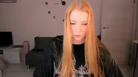 Snapshot of just_jessy_meow chatting on May 11, 2026, 7:44 pm JESSY online show from May 11, 2026, 7:44 pm