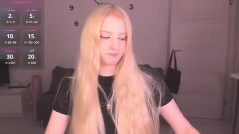 Snapshot of just_jessy_meow chatting on June 16, 2026, 7:38 pm JESSY online show from June 16, 2026, 7:38 pm