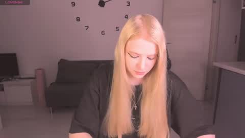 Snapshot of just_jessy_meow chatting on June 19, 2026, 8:12 pm JESSY online show from June 19, 2026, 8:12 pm