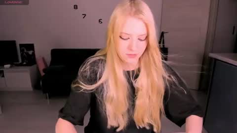 Snapshot of just_jessy_meow chatting on July 28, 2026, 7:50 pm JESSY online show from July 28, 2026, 7:50 pm