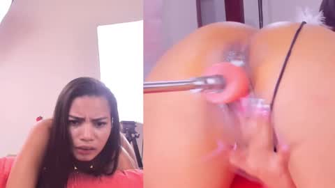 Snapshot of just_minnie chatting on October 13, 2025, 2:06 pm just_minnie online show from October 13, 2025, 2:06 pm