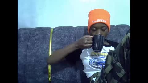 Snapshot of just_nuru chatting on October 15, 2025, 9:20 am just_nuru online show from October 15, 2025, 9:20 am