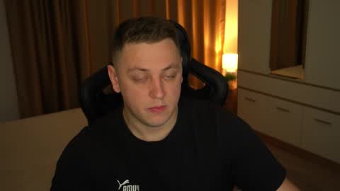 Snapshot of just_top chatting on September 20, 2025, 5:25 pm David online show from September 20, 2025, 5:25 pm