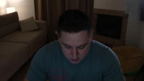 Snapshot of just_top chatting on November 17, 2025, 4:57 pm David online show from November 17, 2025, 4:57 pm