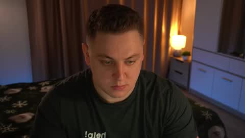 Snapshot of just_top chatting on December 15, 2025, 6:56 pm David online show from December 15, 2025, 6:56 pm