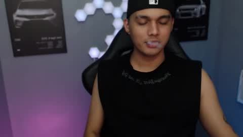 Snapshot of justagamerxxx chatting on October 9, 2025, 5:11 pm Rhys online show from October 9, 2025, 5:11 pm