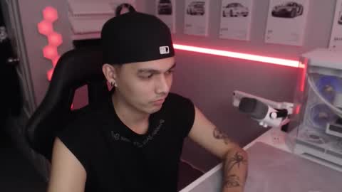 Snapshot of justagamerxxx chatting on December 14, 2025, 10:03 pm Rhys online show from December 14, 2025, 10:03 pm