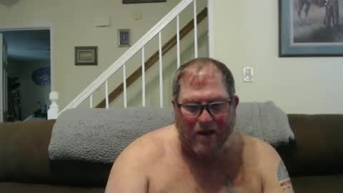 Snapshot of justaguyandnaked chatting on April 18, 2026, 7:07 pm justaguyandnaked online show from April 18, 2026, 7:07 pm