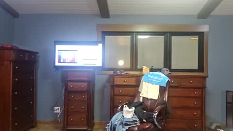 Tohiptwoquit online show from March 16, 2026, 9:57 am