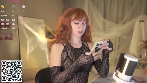 Snapshot of justbarbie chatting on October 28, 2025, 11:25 am Alexa online show from October 28, 2025, 11:25 am