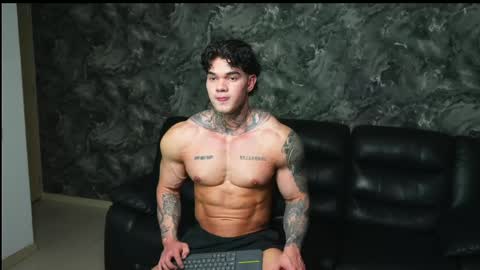 Snapshot of justin_clark1 chatting on May 23, 2026, 3:45 am justin clark1 online show from May 23, 2026, 3:45 am