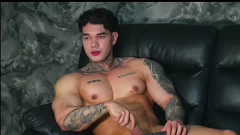 Snapshot of justin_clark1 chatting on June 27, 2026, 3:33 am justin clark1 online show from June 27, 2026, 3:33 am