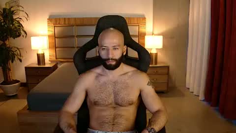Snapshot of justin_hton chatting on July 5, 2026, 11:23 pm Justin online show from July 5, 2026, 11:23 pm