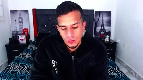 Snapshot of justin_melendez chatting on December 17, 2025, 5:35 am JUSTIN online show from December 17, 2025, 5:35 am