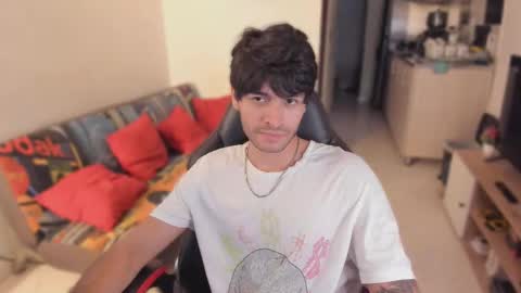 Diego online show from November 6, 2025, 10:21 pm