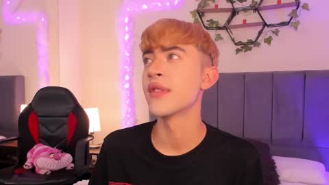 Justin online show from September 25, 2025, 11:25 am