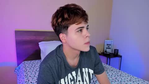 Snapshot of justinbiler chatting on January 19, 2025, 12:28 pm Justin online show from January 19, 2025, 12:28 pm