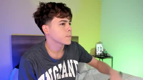 Snapshot of justinbiler chatting on March 1, 2025, 12:34 pm Justin online show from March 1, 2025, 12:34 pm