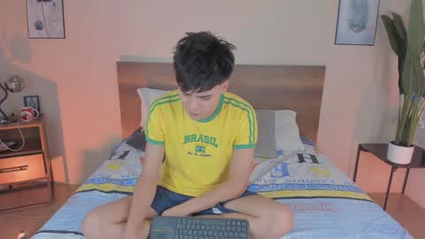 Snapshot of justinbiler chatting on September 10, 2025, 12:38 pm Justin online show from September 10, 2025, 12:38 pm