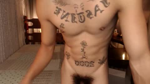 Snapshot of justine_hunk chatting on October 28, 2025, 4:49 am justine_hunk online show from October 28, 2025, 4:49 am