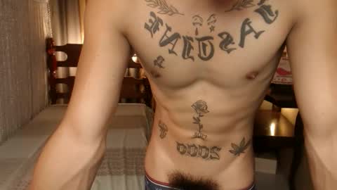 Snapshot of justine_hunk chatting on November 12, 2025, 5:08 am justine_hunk online show from November 12, 2025, 5:08 am