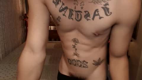 Snapshot of justine_hunk chatting on May 31, 2026, 7:48 am justine_hunk online show from May 31, 2026, 7:48 am