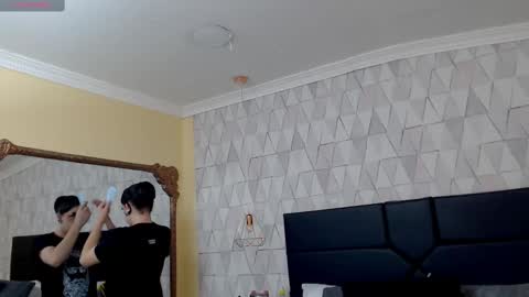 Justine online show from March 6, 2025, 4:08 am