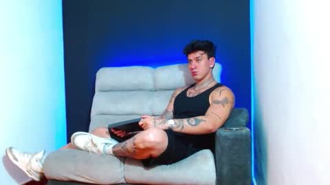 Snapshot of justinfuller_31 chatting on January 6, 2026, 3:10 am justinfuller_31 online show from January 6, 2026, 3:10 am