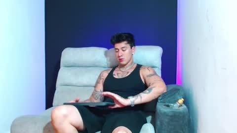 Snapshot of justinfuller_31 chatting on February 2, 2026, 2:32 am justinfuller_31 online show from February 2, 2026, 2:32 am