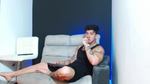 Snapshot of justinfuller_31 chatting on March 7, 2026, 7:33 pm justinfuller_31 online show from March 7, 2026, 7:33 pm