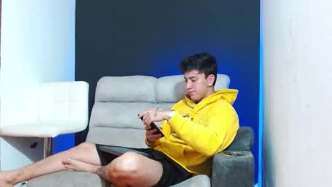 Snapshot of justinfuller_31 chatting on March 16, 2026, 9:19 pm justinfuller_31 online show from March 16, 2026, 9:19 pm