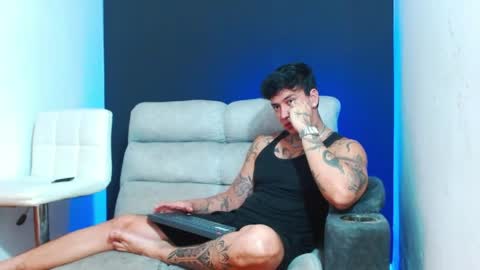 justinfuller_31 online show from May 3, 2026, 6:58 pm