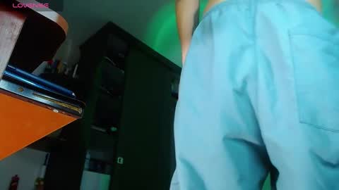 Snapshot of justinsc chatting on January 18, 2025, 8:51 pm Justinsc online show from January 18, 2025, 8:51 pm