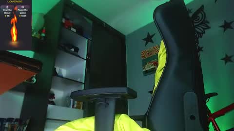 Justinsc online show from April 28, 2026, 12:31 am