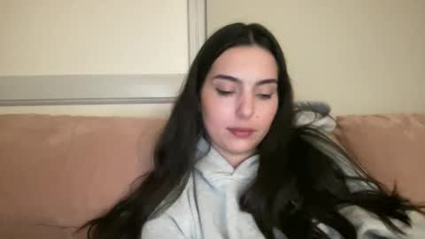 Snapshot of justjessiedirtygirl chatting on December 31, 2024, 5:44 am Jess online show from December 31, 2024, 5:44 am