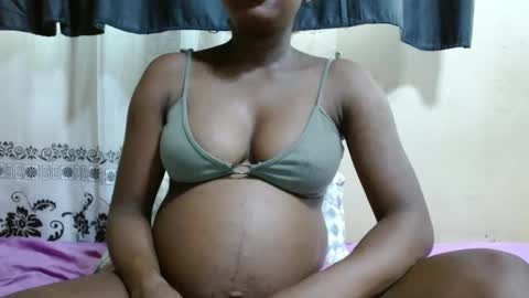 Justlhot online show from February 12, 2025, 10:35 am