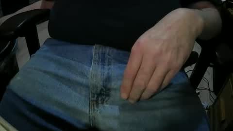 Justme39057 online show from November 14, 2025, 8:07 pm