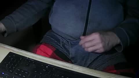 Justme39057 online show from February 20, 2026, 5:46 pm