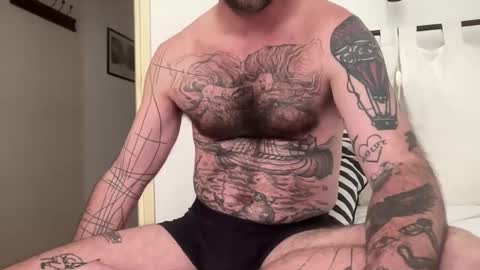 justmeandyou00 online show from March 17, 2026, 1:47 pm