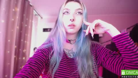 Snapshot of justmeowgirl chatting on April 15, 2026, 6:20 am justmeowgirl online show from April 15, 2026, 6:20 am
