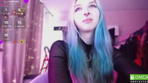 Snapshot of justmeowgirl chatting on April 18, 2026, 6:06 am justmeowgirl online show from April 18, 2026, 6:06 am